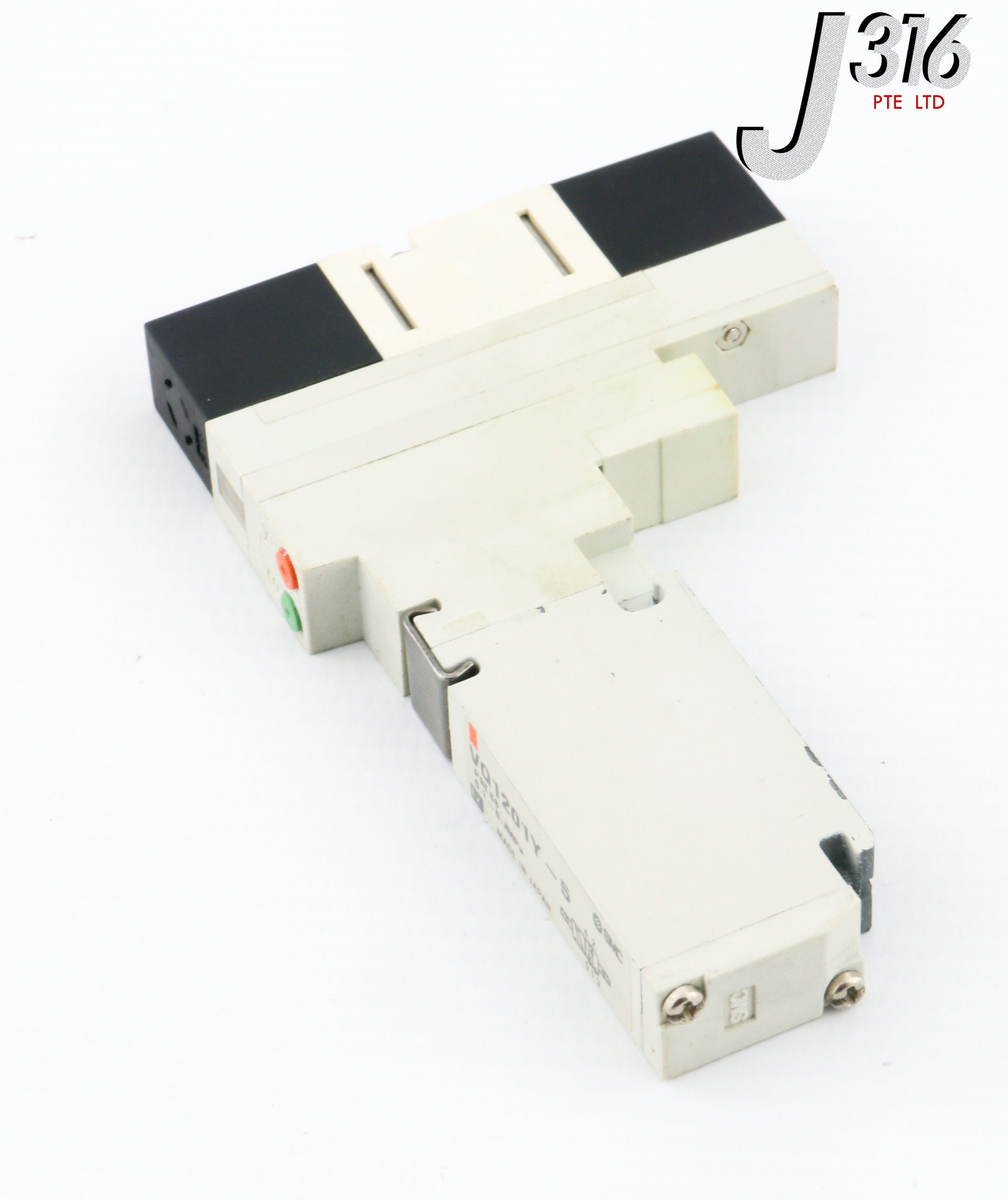26772 SMC SOLENOID VALVE VQ1201Y-5 | eBay